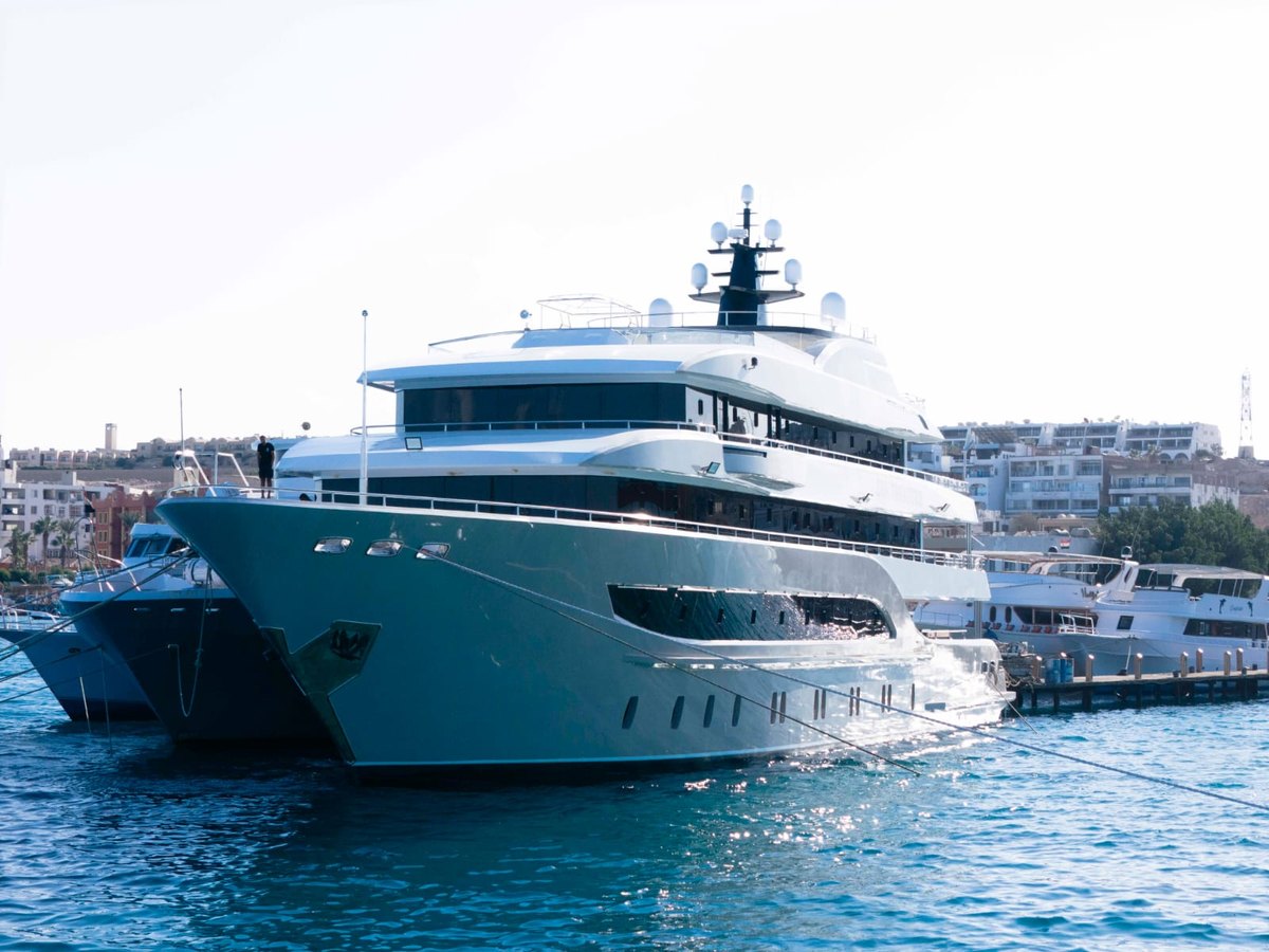 Private Red Sea cruise Egypt Boreas Floating Resort yacht